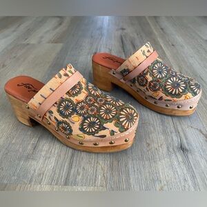 Free People clogs